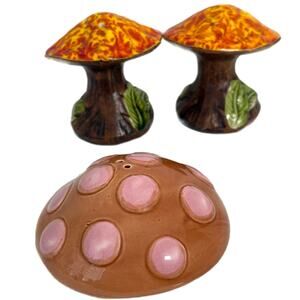 Ceramic Vintage Salt Pepper Shakers - Orange Mushrooms & Large Mushroom Cap